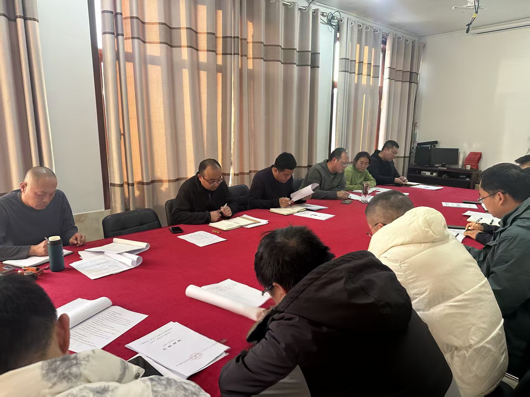 1765159166256595.jpg c18bbc1458fa23b88449aa2c3dbca377.jpg